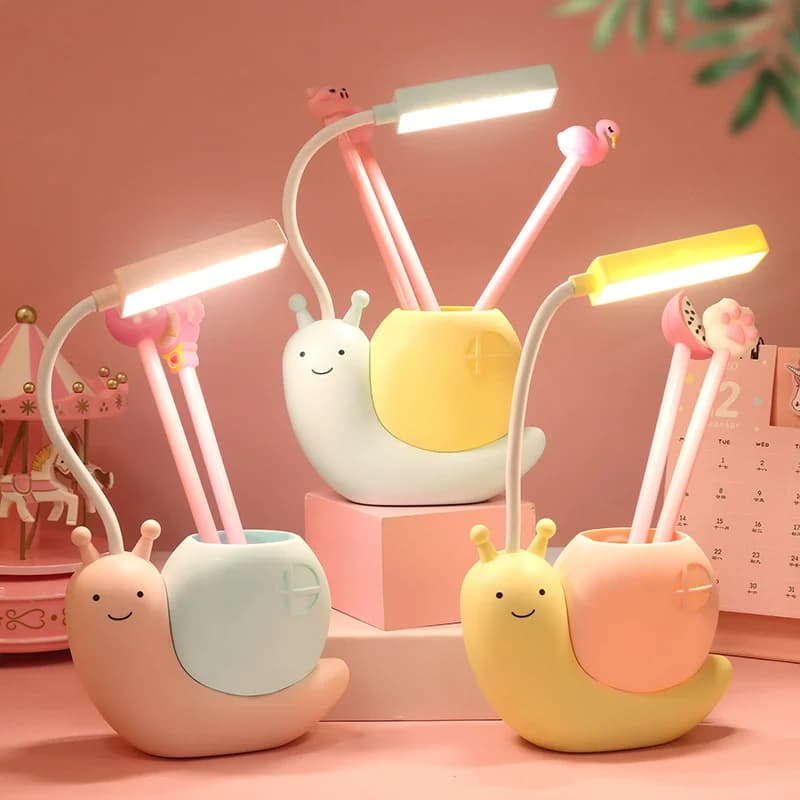 Snail-vormige LED-bureaulamp met pennenhouder
